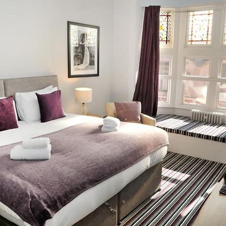 The Royal Hotel Crewe, A Brilliant Collection, Powered By Oyo Εξωτερικό φωτογραφία