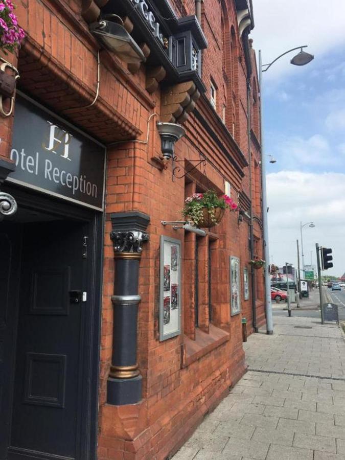 The Royal Hotel Crewe, A Brilliant Collection, Powered By Oyo Εξωτερικό φωτογραφία