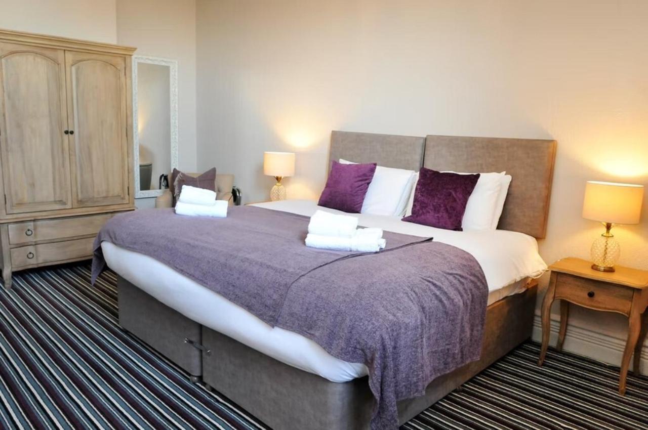 The Royal Hotel Crewe, A Brilliant Collection, Powered By Oyo Εξωτερικό φωτογραφία