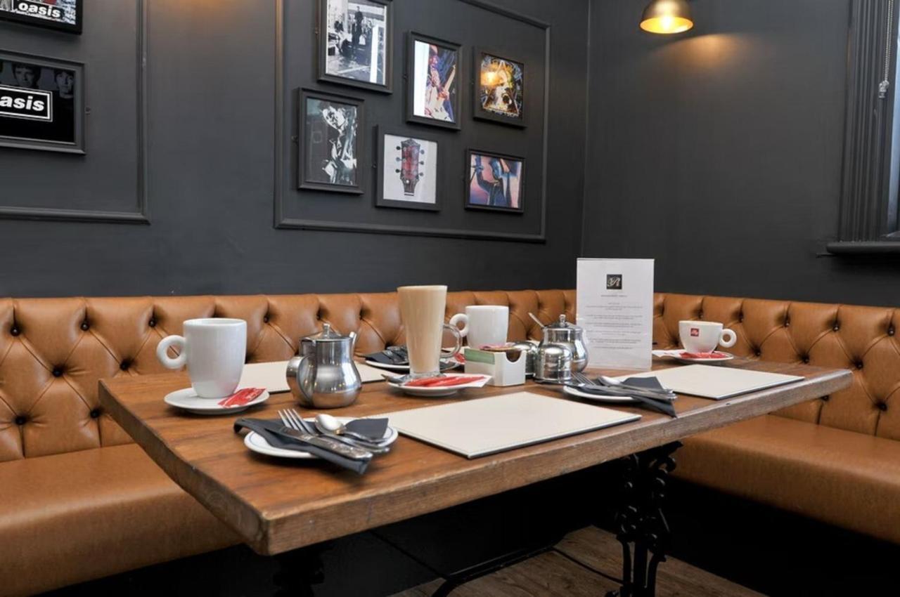 The Royal Hotel Crewe, A Brilliant Collection, Powered By Oyo Εξωτερικό φωτογραφία