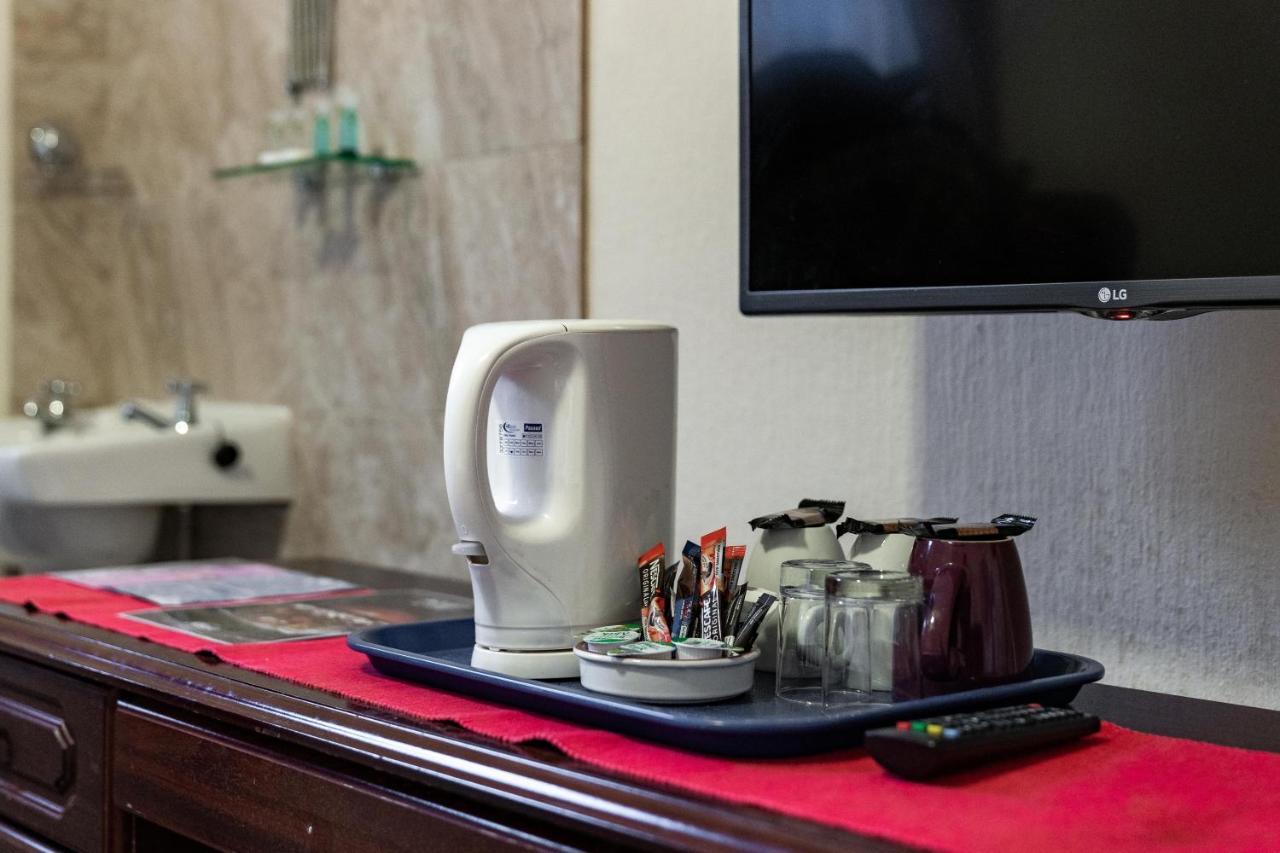 The Royal Hotel Crewe, A Brilliant Collection, Powered By Oyo Εξωτερικό φωτογραφία