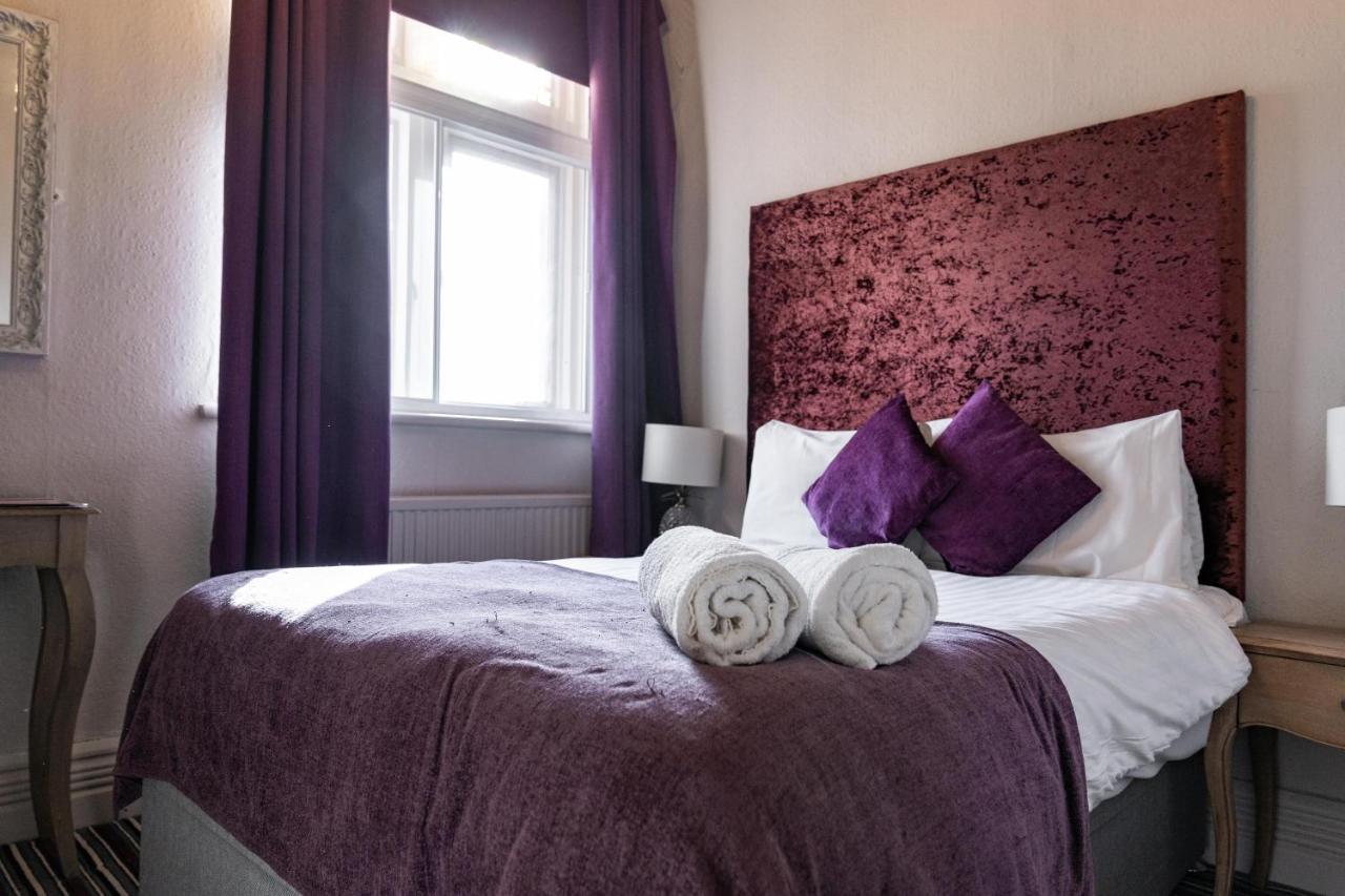 The Royal Hotel Crewe, A Brilliant Collection, Powered By Oyo Εξωτερικό φωτογραφία