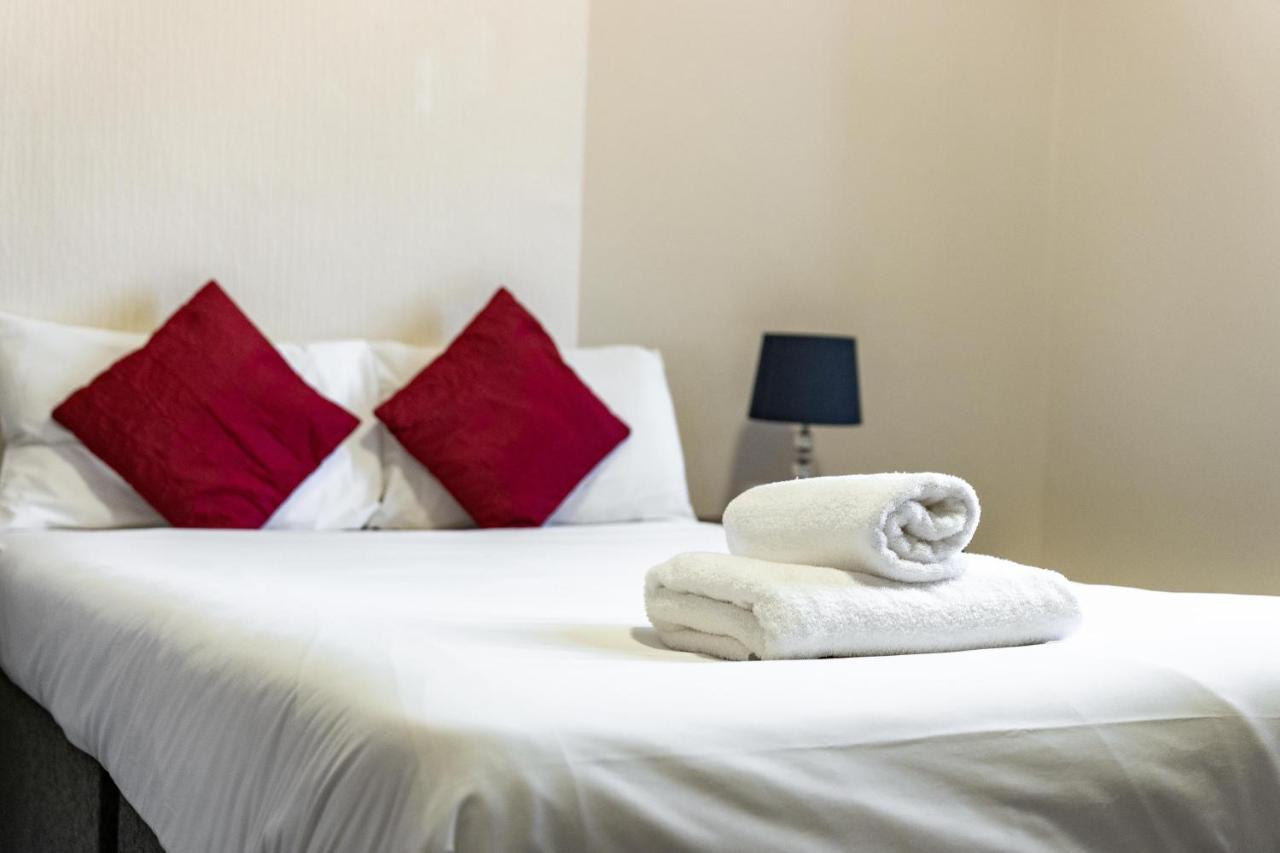The Royal Hotel Crewe, A Brilliant Collection, Powered By Oyo Εξωτερικό φωτογραφία